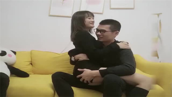 小陈头星选：00后绝色少女高价网约激情私密体验